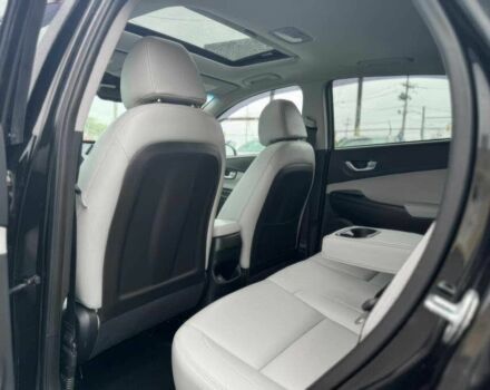 Чорний Хендай Інша, об'ємом двигуна 1.6 л та пробігом 17 тис. км за 13000 $, фото 8 на Automoto.ua