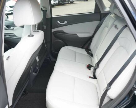 Черный Хендай Другая, объемом двигателя 0 л и пробегом 29 тыс. км за 7400 $, фото 9 на Automoto.ua