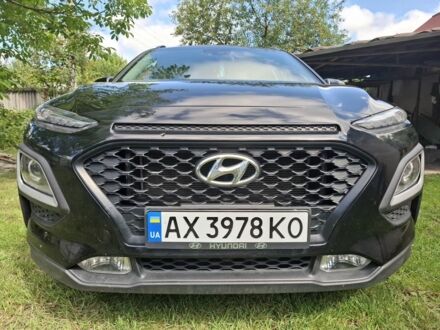 Чорний Хендай Інша, об'ємом двигуна 2 л та пробігом 18 тис. км за 690000 $, фото 1 на Automoto.ua