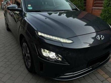 Черный Хендай Другая, объемом двигателя 0 л и пробегом 48 тыс. км за 15000 $, фото 1 на Automoto.ua