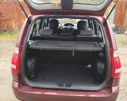 Красный Хендай Другая, объемом двигателя 1.6 л и пробегом 210 тыс. км за 3693 $, фото 3 на Automoto.ua