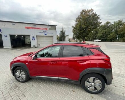 Красный Хендай Другая, объемом двигателя 0 л и пробегом 55 тыс. км за 15700 $, фото 7 на Automoto.ua