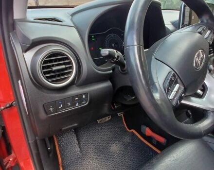 Червоний Хендай Інша, об'ємом двигуна 0 л та пробігом 220 тис. км за 16300 $, фото 7 на Automoto.ua