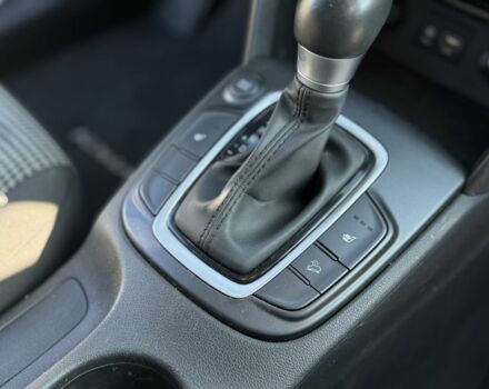 Красный Хендай Другая, объемом двигателя 2 л и пробегом 105 тыс. км за 14700 $, фото 16 на Automoto.ua