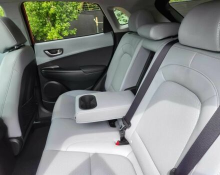 Красный Хендай Другая, объемом двигателя 1.6 л и пробегом 36 тыс. км за 8700 $, фото 13 на Automoto.ua