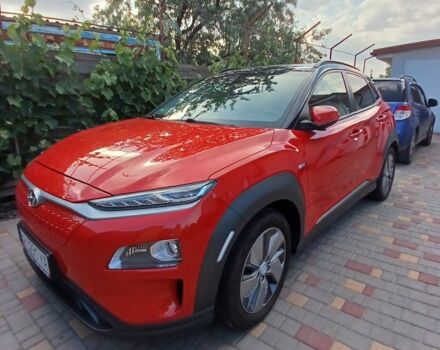 Червоний Хендай Інша, об'ємом двигуна 0 л та пробігом 220 тис. км за 16300 $, фото 2 на Automoto.ua