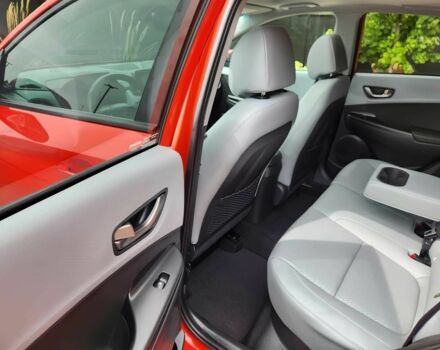 Красный Хендай Другая, объемом двигателя 1.6 л и пробегом 36 тыс. км за 8700 $, фото 16 на Automoto.ua