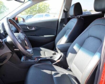 Красный Хендай Другая, объемом двигателя 1.6 л и пробегом 42 тыс. км за 11000 $, фото 8 на Automoto.ua