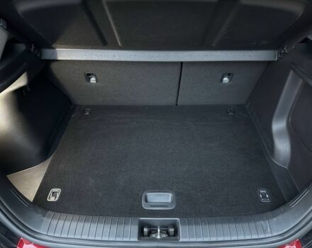 Красный Хендай Другая, объемом двигателя 0 л и пробегом 104 тыс. км за 20999 $, фото 15 на Automoto.ua