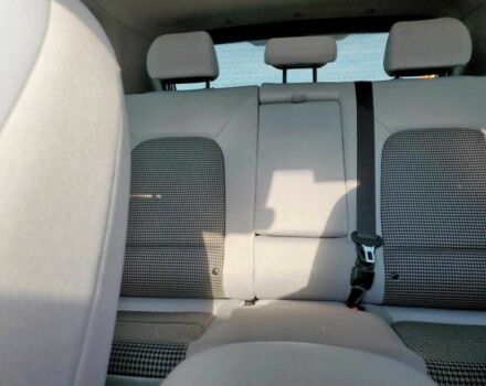 Красный Хендай Другая, объемом двигателя 0 л и пробегом 37 тыс. км за 4000 $, фото 9 на Automoto.ua