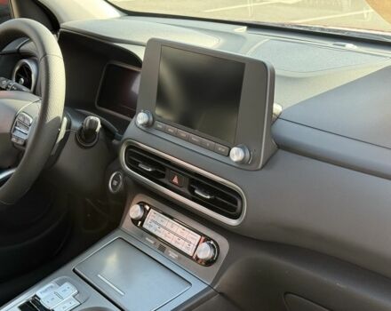 Красный Хендай Другая, объемом двигателя 0 л и пробегом 48 тыс. км за 19900 $, фото 8 на Automoto.ua