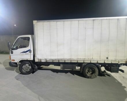 Хендай Другая, объемом двигателя 3.3 л и пробегом 0 тыс. км за 7000 $, фото 2 на Automoto.ua