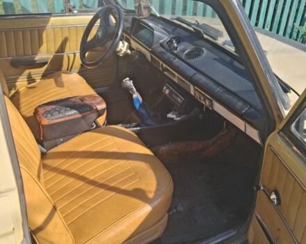 Желтый Хендай Другая, объемом двигателя 0 л и пробегом 80 тыс. км за 380 $, фото 4 на Automoto.ua