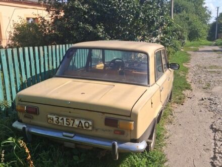 Желтый Хендай Другая, объемом двигателя 0 л и пробегом 80 тыс. км за 380 $, фото 1 на Automoto.ua