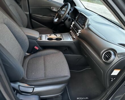 Серый Хендай Другая, объемом двигателя 0 л и пробегом 90 тыс. км за 15500 $, фото 3 на Automoto.ua