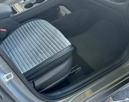 Сірий Хендай Інша, об'ємом двигуна 0 л та пробігом 74 тис. км за 15700 $, фото 4 на Automoto.ua