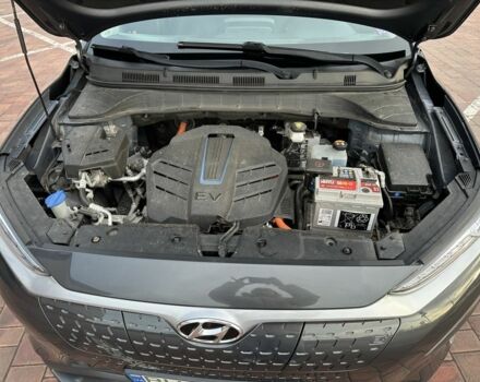 Серый Хендай Другая, объемом двигателя 0 л и пробегом 98 тыс. км за 19767 $, фото 5 на Automoto.ua