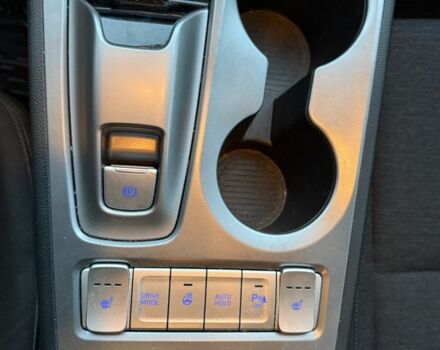 Серый Хендай Другая, объемом двигателя 0 л и пробегом 86 тыс. км за 14899 $, фото 6 на Automoto.ua