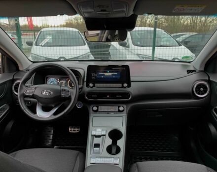 Серый Хендай Другая, объемом двигателя 0 л и пробегом 47 тыс. км за 17355 $, фото 18 на Automoto.ua