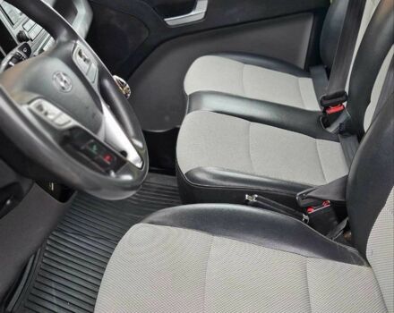 Серый Хендай Другая, объемом двигателя 2.5 л и пробегом 103 тыс. км за 20000 $, фото 5 на Automoto.ua