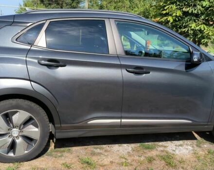 Серый Хендай Другая, объемом двигателя 0 л и пробегом 150 тыс. км за 15000 $, фото 2 на Automoto.ua