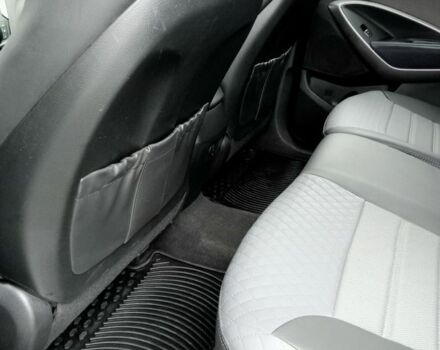 Серый Хендай Другая, объемом двигателя 2.4 л и пробегом 200 тыс. км за 12000 $, фото 11 на Automoto.ua