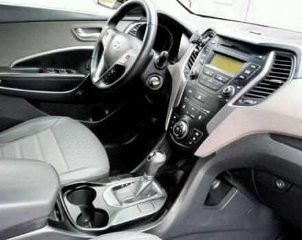 Серый Хендай Другая, объемом двигателя 2.4 л и пробегом 200 тыс. км за 12000 $, фото 3 на Automoto.ua