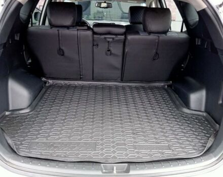 Серый Хендай Другая, объемом двигателя 2.4 л и пробегом 200 тыс. км за 12000 $, фото 9 на Automoto.ua