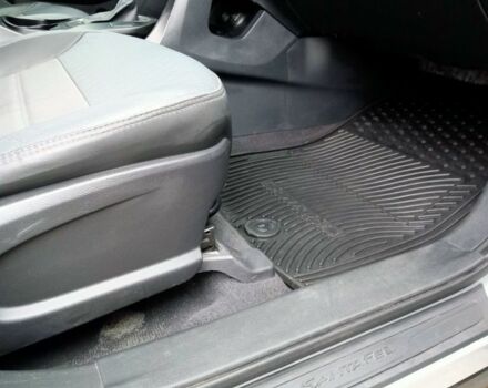 Серый Хендай Другая, объемом двигателя 2.4 л и пробегом 200 тыс. км за 12000 $, фото 2 на Automoto.ua