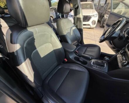 Серый Хендай Другая, объемом двигателя 1.6 л и пробегом 49 тыс. км за 13500 $, фото 8 на Automoto.ua