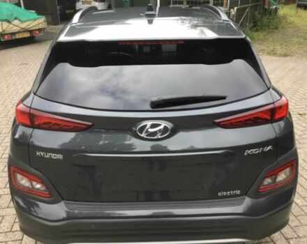 Серый Хендай Другая, объемом двигателя 0 л и пробегом 47 тыс. км за 25000 $, фото 4 на Automoto.ua