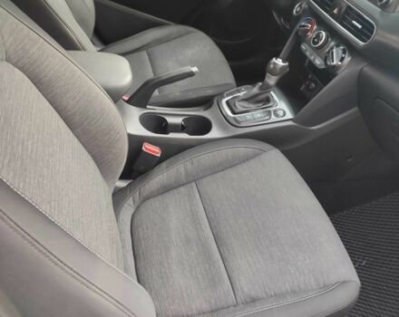 Серый Хендай Другая, объемом двигателя 2 л и пробегом 112 тыс. км за 14200 $, фото 13 на Automoto.ua