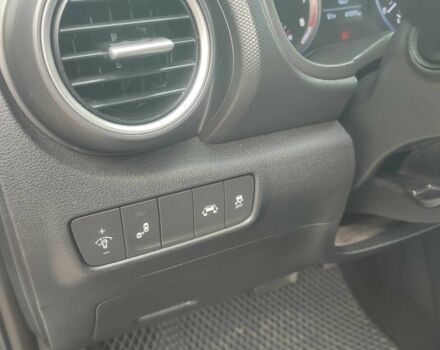 Серый Хендай Другая, объемом двигателя 2 л и пробегом 112 тыс. км за 14200 $, фото 18 на Automoto.ua