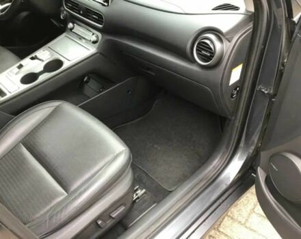 Серый Хендай Другая, объемом двигателя 0 л и пробегом 47 тыс. км за 25000 $, фото 10 на Automoto.ua