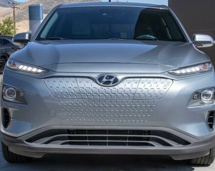 Сірий Хендай Інша, об'ємом двигуна 0 л та пробігом 48 тис. км за 10000 $, фото 1 на Automoto.ua