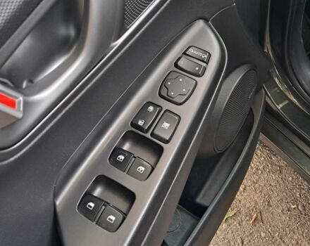 Серый Хендай Другая, объемом двигателя 0 л и пробегом 150 тыс. км за 17500 $, фото 16 на Automoto.ua