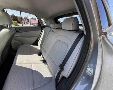 Сірий Хендай Інша, об'ємом двигуна 0 л та пробігом 35 тис. км за 11000 $, фото 8 на Automoto.ua