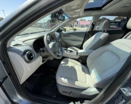 Сірий Хендай Інша, об'ємом двигуна 0 л та пробігом 35 тис. км за 11000 $, фото 5 на Automoto.ua