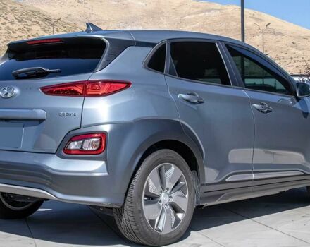 Сірий Хендай Інша, об'ємом двигуна 0 л та пробігом 48 тис. км за 10000 $, фото 3 на Automoto.ua