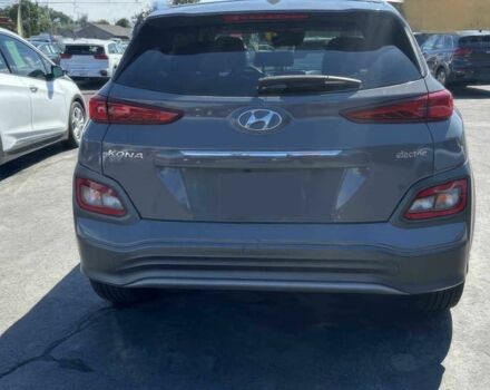 Серый Хендай Другая, объемом двигателя 0 л и пробегом 41 тыс. км за 9700 $, фото 5 на Automoto.ua