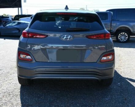 Серый Хендай Другая, объемом двигателя 0 л и пробегом 32 тыс. км за 14600 $, фото 6 на Automoto.ua