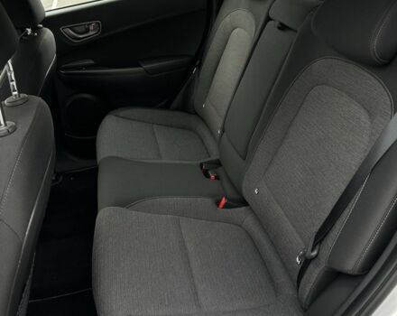 Серый Хендай Другая, объемом двигателя 0 л и пробегом 112 тыс. км за 17200 $, фото 6 на Automoto.ua