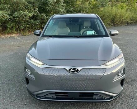 Серый Хендай Другая, объемом двигателя 0 л и пробегом 12 тыс. км за 10000 $, фото 1 на Automoto.ua