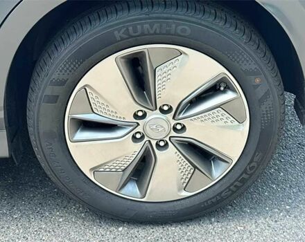 Серый Хендай Другая, объемом двигателя 0 л и пробегом 19 тыс. км за 7000 $, фото 16 на Automoto.ua