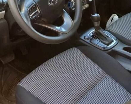 Серый Хендай Другая, объемом двигателя 2 л и пробегом 120 тыс. км за 13750 $, фото 3 на Automoto.ua