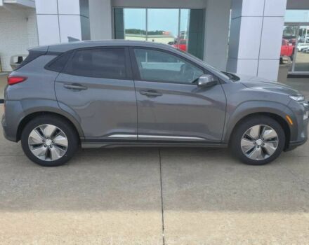 Серый Хендай Другая, объемом двигателя 0 л и пробегом 28 тыс. км за 12000 $, фото 3 на Automoto.ua