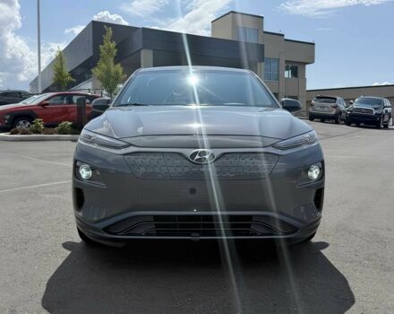 Серый Хендай Другая, объемом двигателя 0 л и пробегом 25 тыс. км за 10000 $, фото 1 на Automoto.ua