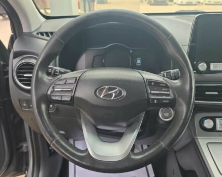 Серый Хендай Другая, объемом двигателя 0 л и пробегом 28 тыс. км за 12000 $, фото 7 на Automoto.ua