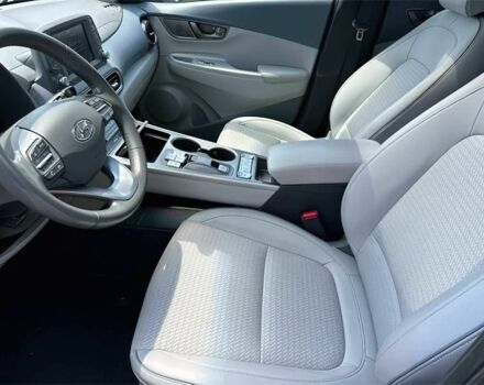 Серый Хендай Другая, объемом двигателя 0 л и пробегом 19 тыс. км за 7000 $, фото 9 на Automoto.ua