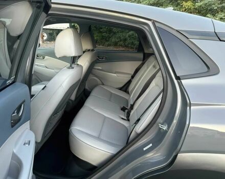 Серый Хендай Другая, объемом двигателя 0 л и пробегом 12 тыс. км за 10000 $, фото 12 на Automoto.ua